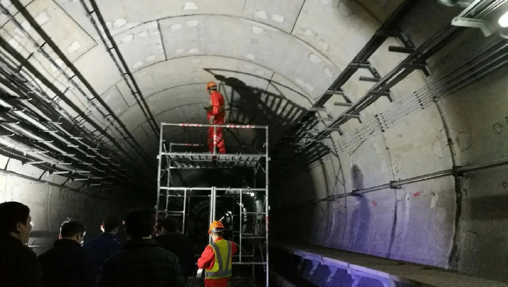 潜山地铁线路病害整治及养护维修